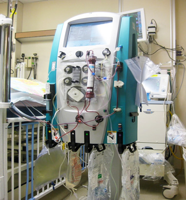 My Mom is in ICU with ARDS and Kidney Failure But Why Does the ICU Doctor Says She Can’t Have Dialysis?